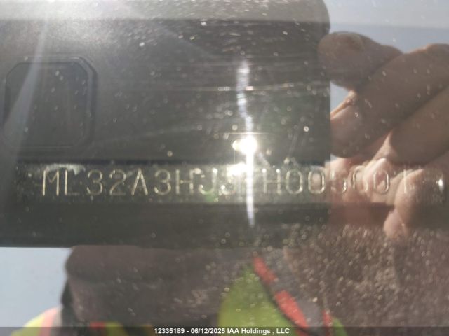 ML32A3HJ3FH005601 Mitsubishi MIRAGE ES