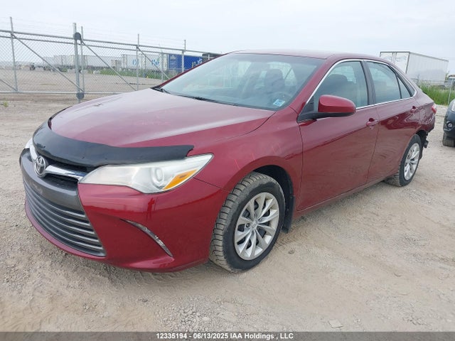 12335194 :رقم المزاد ، 4T1BF1FK6GU543275 vin ، 2016 Toyota Camry Le مزاد بيع