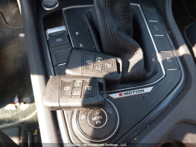 3VV4B7AX7JM097617 Volkswagen 2018