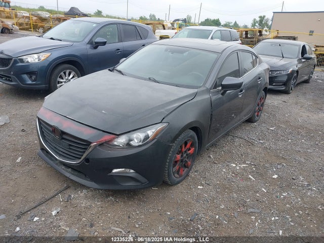 3MZBM1V78FM215217 Mazda pe