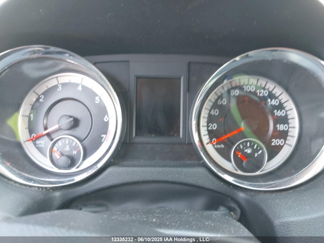 2C4RDGDGXHR880329 Dodge Grand Caravan
