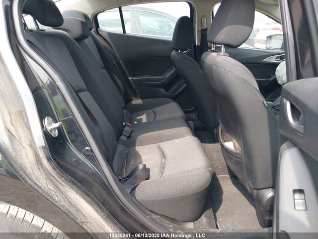 JM1BN1U79H1123521 Mazda pe