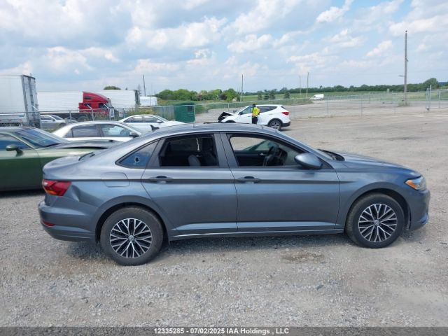 3VWE57BU3KM252600 Volkswagen 1.8 tsi