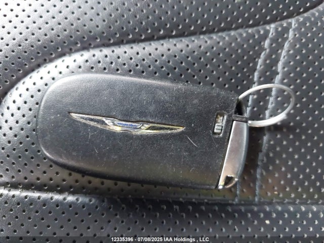 1C3CCCDG4FN727655 Chrysler 200