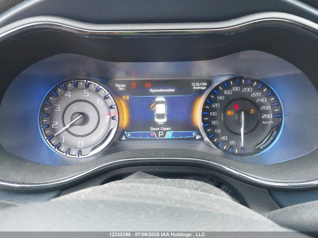 1C3CCCDG4FN727655 Chrysler 200