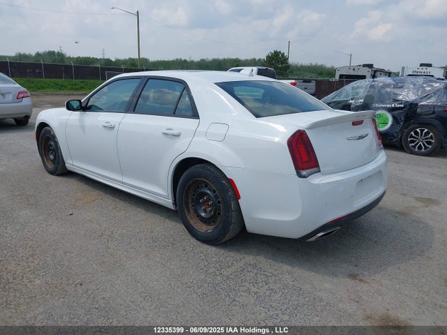 2C3CCABG4KH731098 Chrysler 300 S