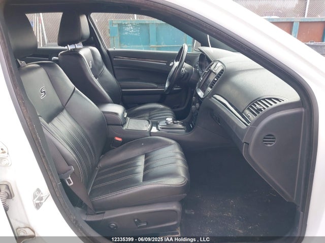 2C3CCABG4KH731098 Chrysler 300 S