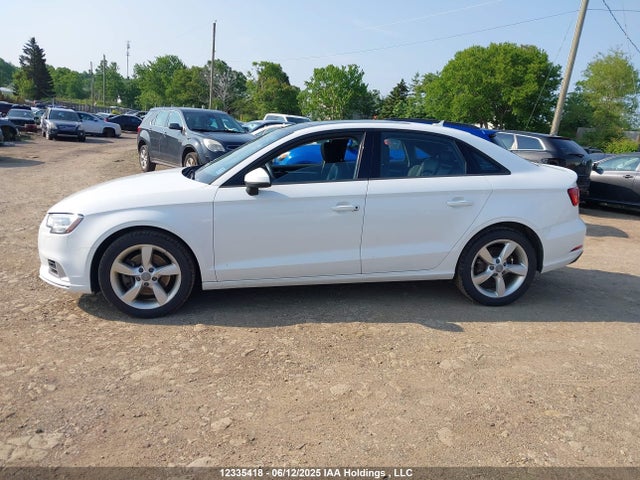 WAUB8GFFXJ1014938 Audi 2.0 tfsi