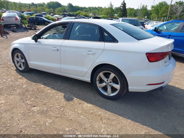 WAUB8GFFXJ1014938 Audi 2.0 tfsi