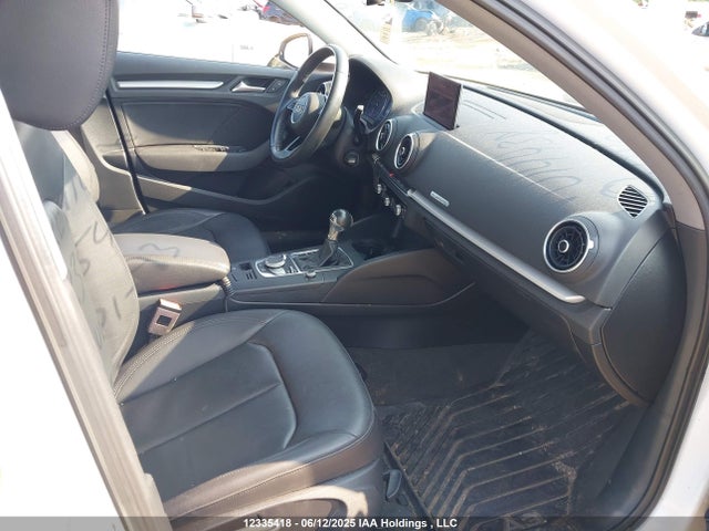 WAUB8GFFXJ1014938 Audi 2.0 tfsi