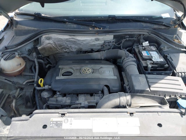 WVGBV3AX2EW558763 Volkswagen 2014