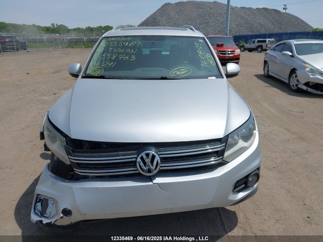 WVGBV3AX2EW558763 Volkswagen 2014