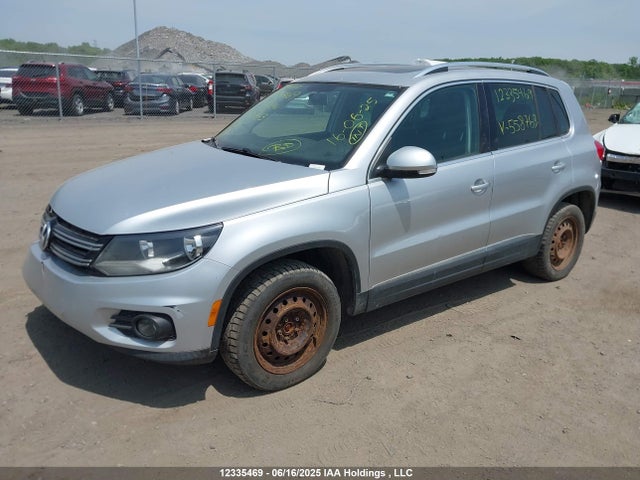 WVGBV3AX2EW558763 Volkswagen 2014