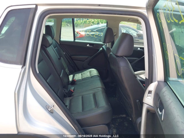 WVGBV3AX2EW558763 Volkswagen 2014