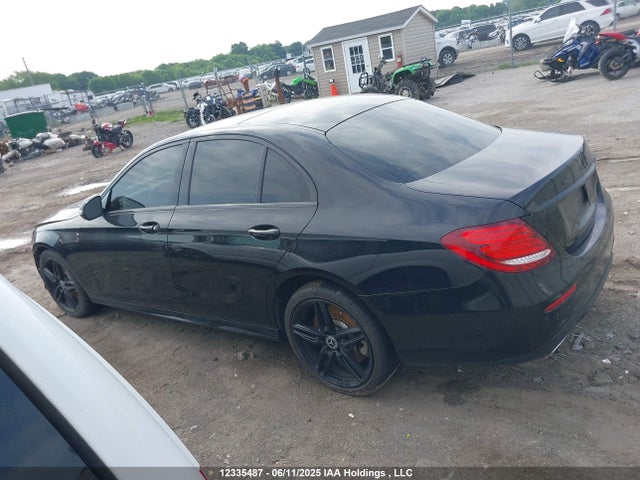 WDDZF6JB0KA589787 Mercedes-Benz m276