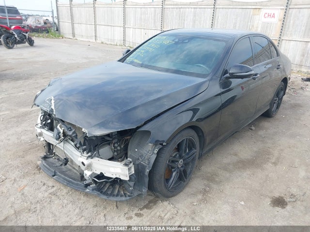 WDDZF6JB0KA589787 Mercedes-Benz m276