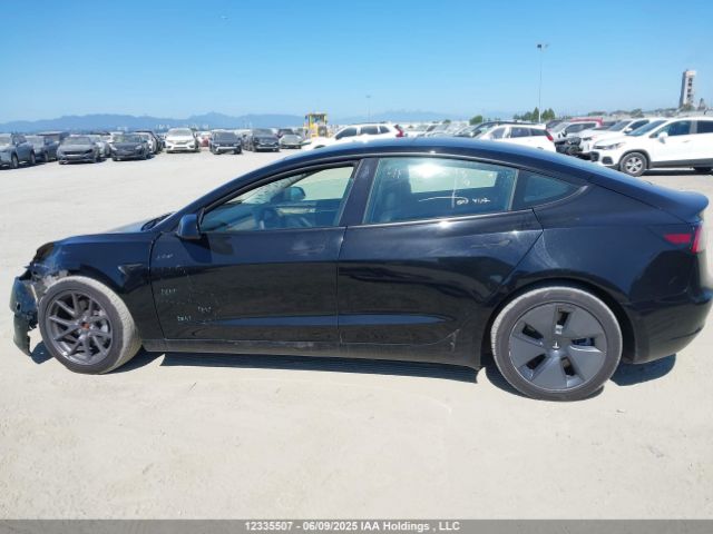 5YJ3E1EB0NF276556 Tesla MODEL 3