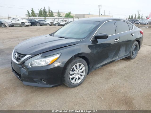 1N4AL3AP5HN327832 Nissan 2017