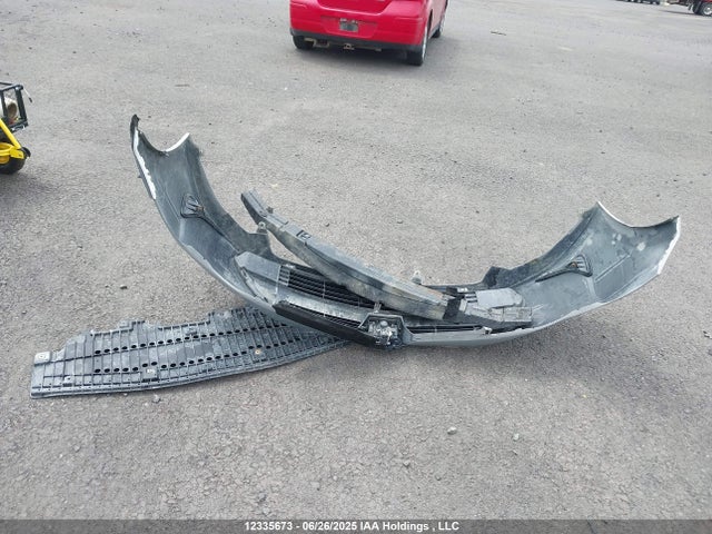 2T1BURHE8JC104423 Toyota 2zr-fe