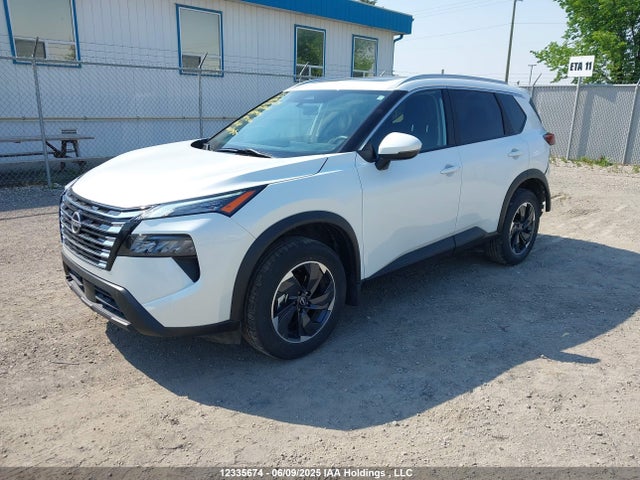 JN8BT3BB5RW429939 Nissan Rogue