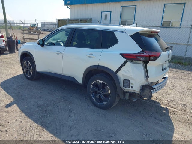 JN8BT3BB5RW429939 Nissan Rogue