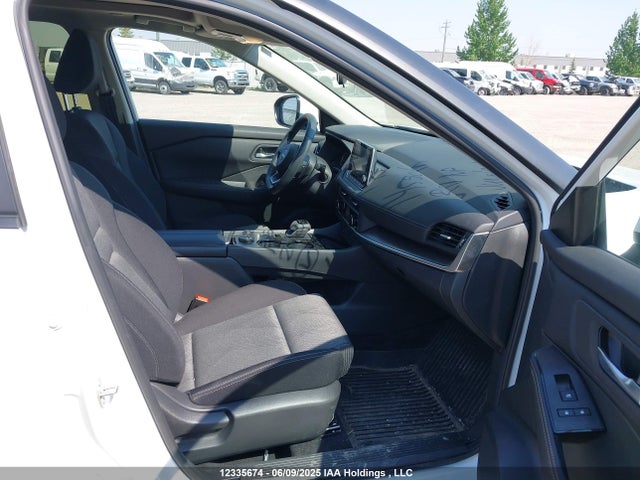 JN8BT3BB5RW429939 Nissan Rogue