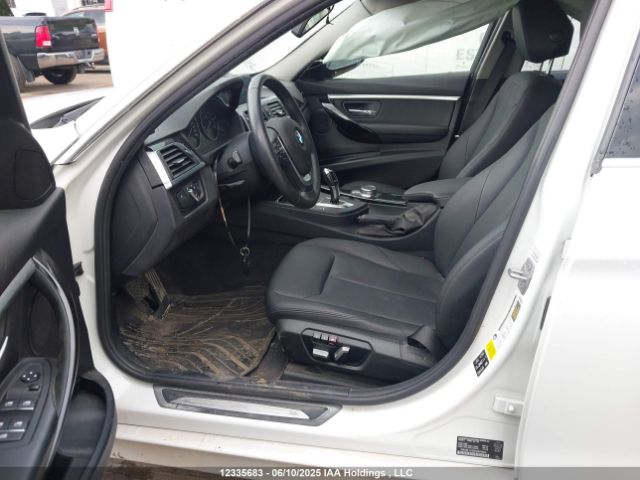 WBA8F1C32HK826004 BMW 2017