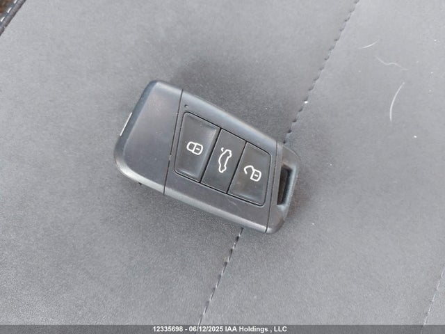 3VVEX7B21NM000877 Volkswagen tsi