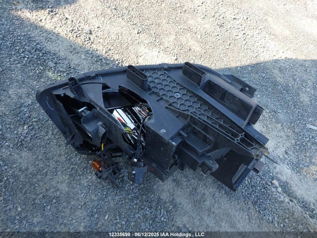 3VVEX7B21NM000877 Volkswagen tsi