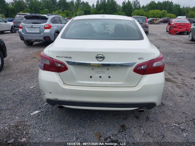 1N4AL3APXJC167352 Nissan 2018
