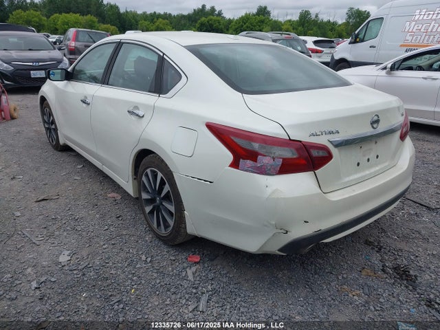 1N4AL3APXJC167352 Nissan 2018