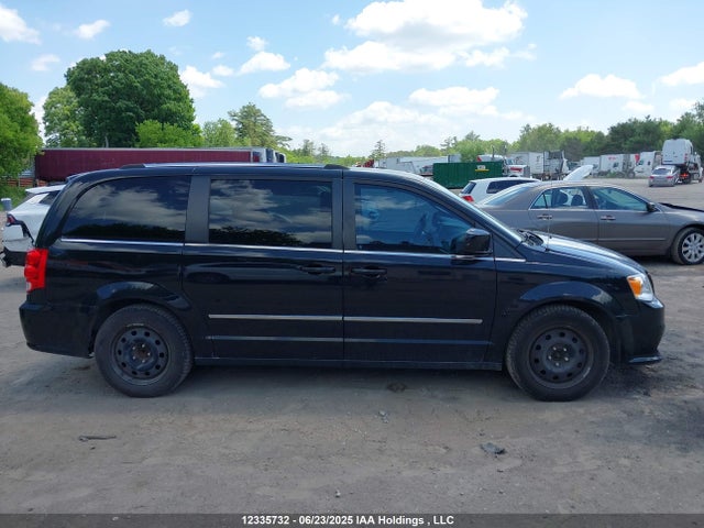 2C4RDGDG2HR879837 Dodge Grand Caravan