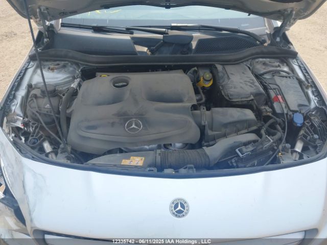 WDDSJ4GB4JN560750 Mercedes-Benz CLA-Class