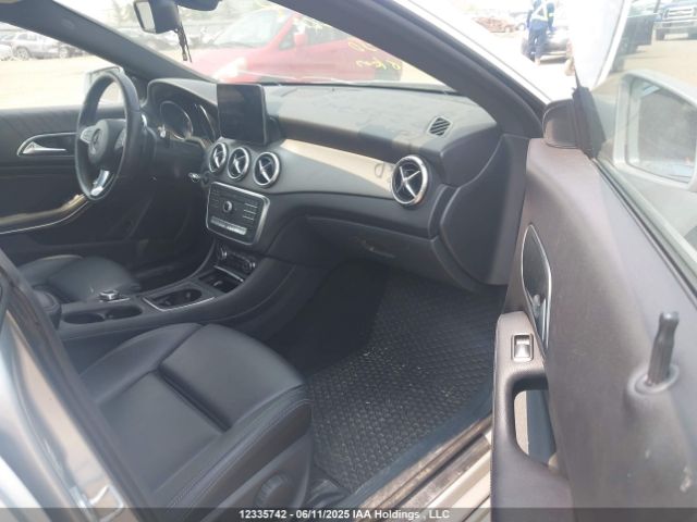 WDDSJ4GB4JN560750 Mercedes-Benz CLA-Class