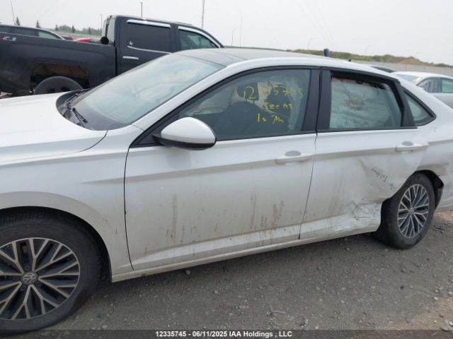 3VWE57BU1MM075371 Volkswagen tsi
