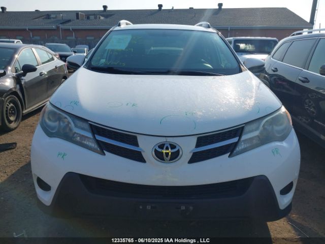 2T3ZFREV7EW126809 Toyota RAV4 LE