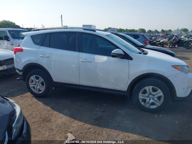 2T3ZFREV7EW126809 Toyota RAV4 LE