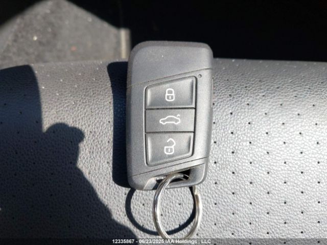 3VWEB7BU8LM053813 Volkswagen 1.4 tsi