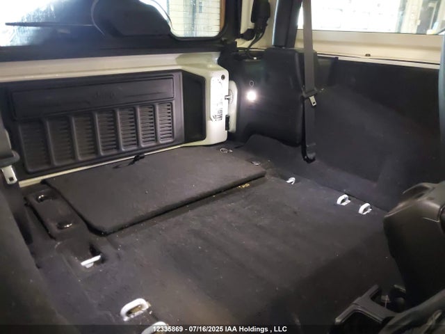 1C4HJXCNXMW792841 Jeep 2021