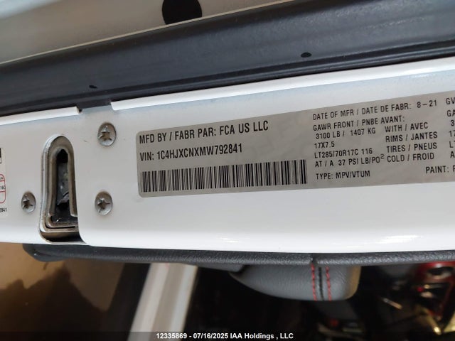 1C4HJXCNXMW792841 Jeep 2021