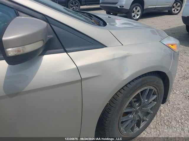 Ford Focus 2016 1FADP3K22GL312798 Image 18