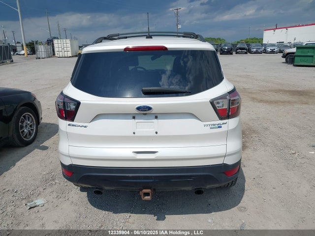 1FMCU9J90HUC83132 Ford 2017