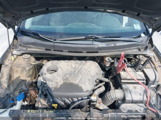 KMHCT5AE8HU355431 Hyundai ACCENT SE