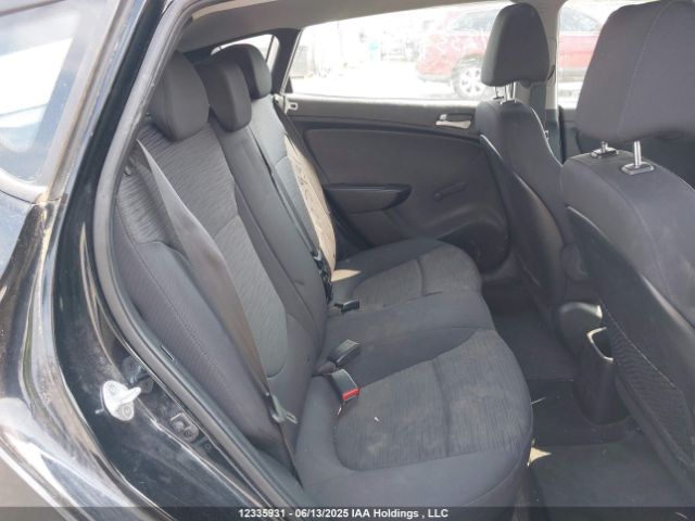 KMHCT5AE8HU355431 Hyundai ACCENT SE