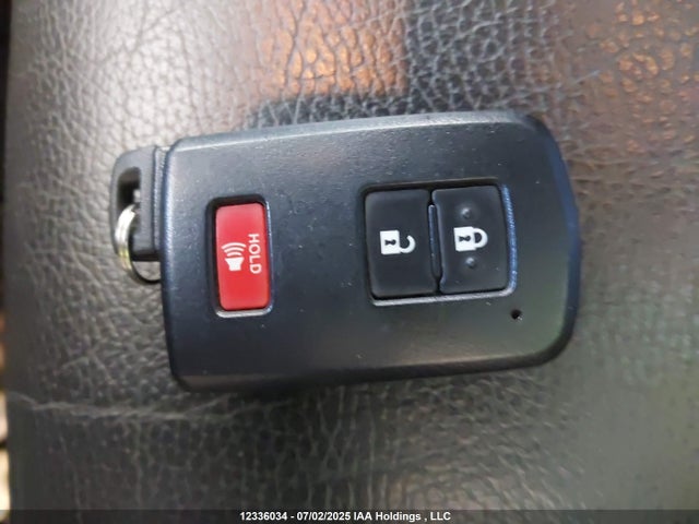 5TFDY5F11LX902773 Toyota 3ur-fe