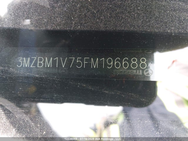 3MZBM1V75FM196688 Mazda pe