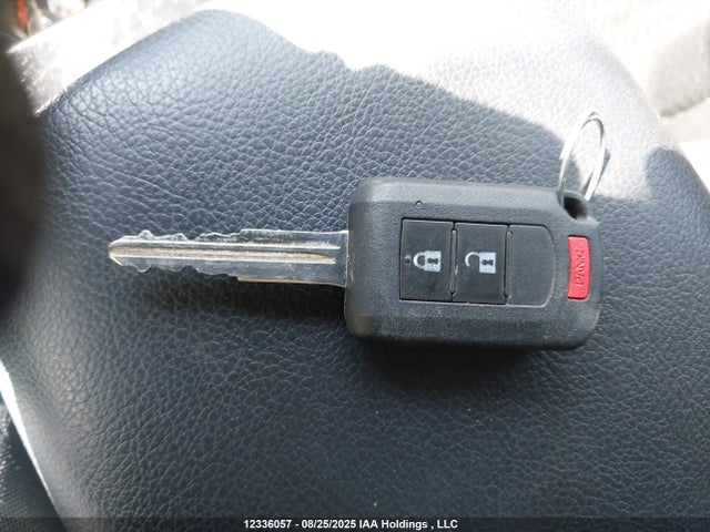 JA4ATUAA7NZ601638 Mitsubishi tc/ic mivec