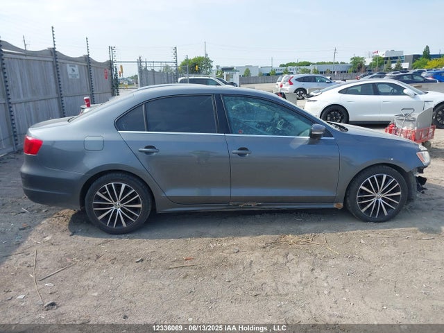 3VWDL7AJ0EM396229 Volkswagen Jetta