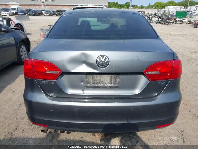 3VWDL7AJ0EM396229 Volkswagen Jetta