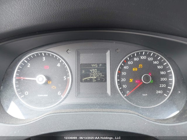 3VWDL7AJ0EM396229 Volkswagen Jetta